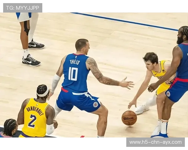 拉塞尔内线强超,引爆维修区 拉塞尔内线强超,引爆维修区